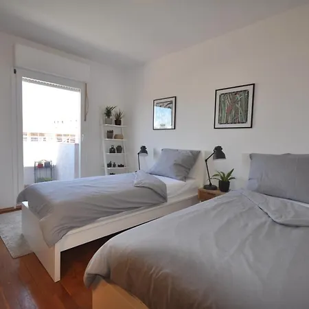 Universum Penthouse شقة