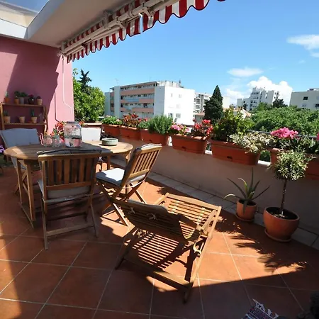 شقة Universum Penthouse *